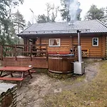 Valkla Puhkekeskuse Saunamaja Domek letniskowy Kuusalu