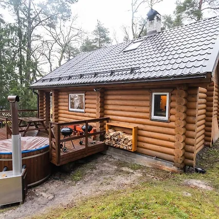 Valkla Puhkekeskuse Saunamaja Domek letniskowy *