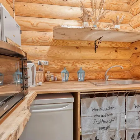 Lodge Valkla Puhkekeskuse Saunamaja *