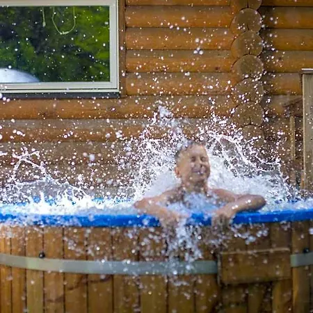 Valkla Puhkekeskuse Saunamaja Alojamento de Turismo Selvagem *