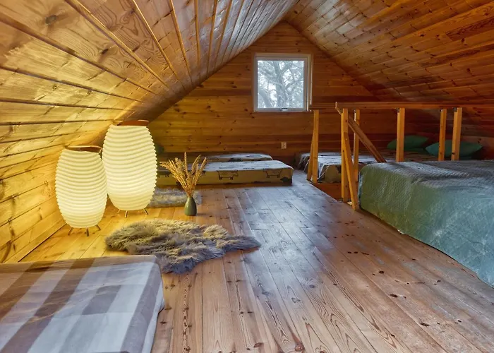 Valkla Puhkekeskuse Saunamaja Lodge *